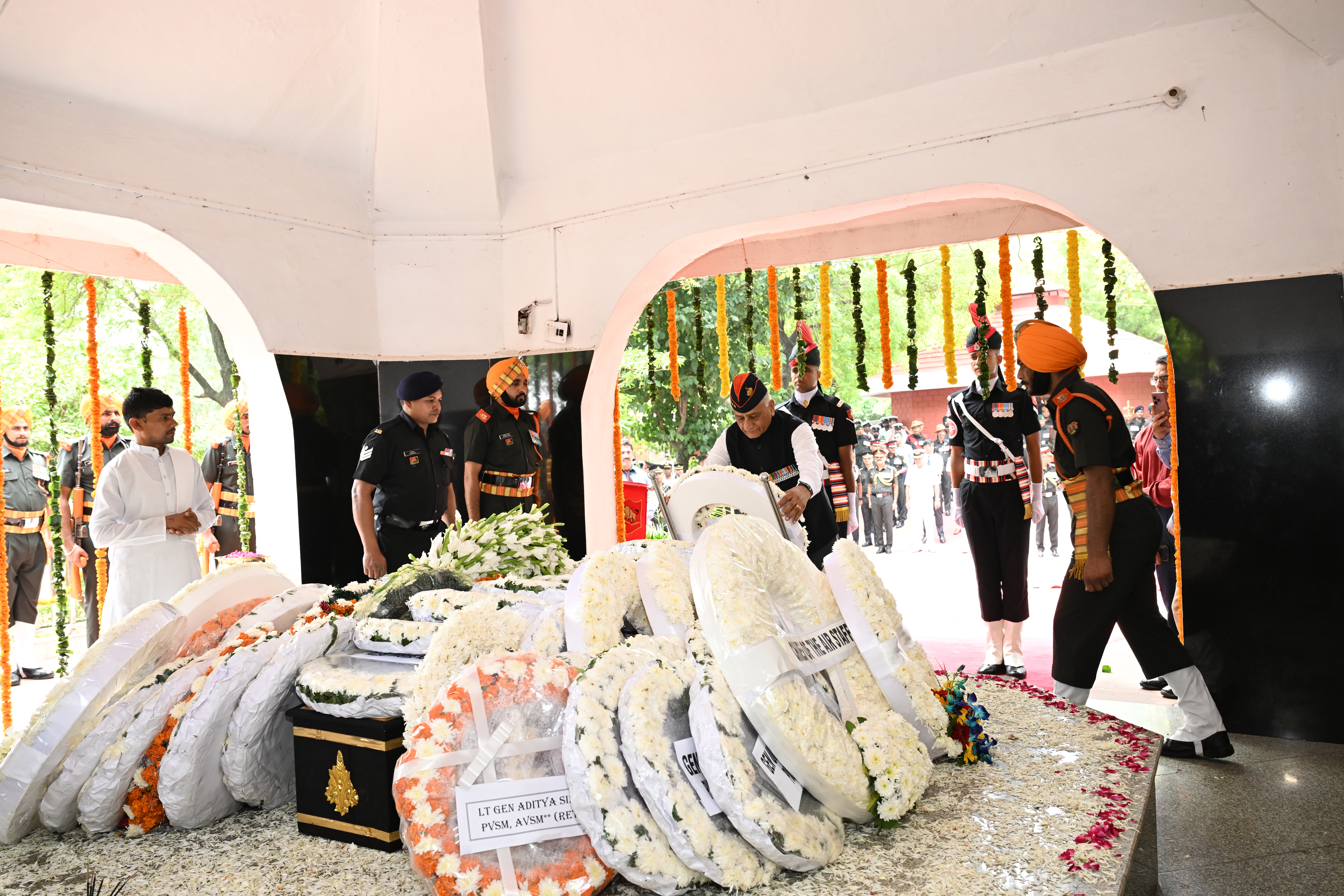 Indian Army Bids Farewell to General VN Sharma, Former Chief of the Army Staff, With Full Military Honours